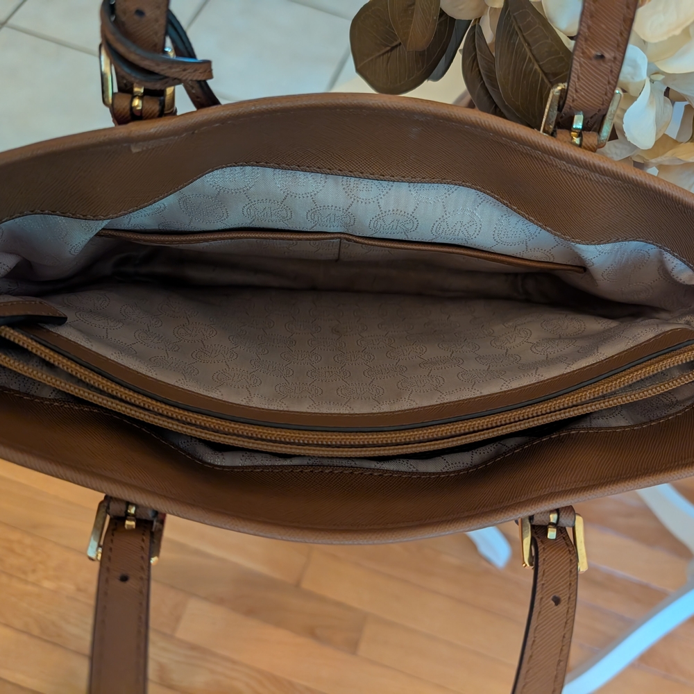 MICHAEL Michael Kors Red and Brown Tote with Signature MK Charm - Picture 5 of 6